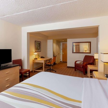 La Quinta By Wyndham Garden City Bilik gambar