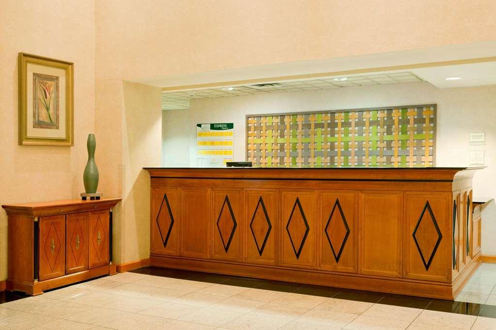 La Quinta By Wyndham Garden City Dalaman gambar
